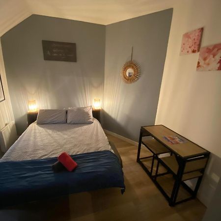 F1 Meuble Et Confortable En Coeur De Ville Longjumeau Eksteriør billede